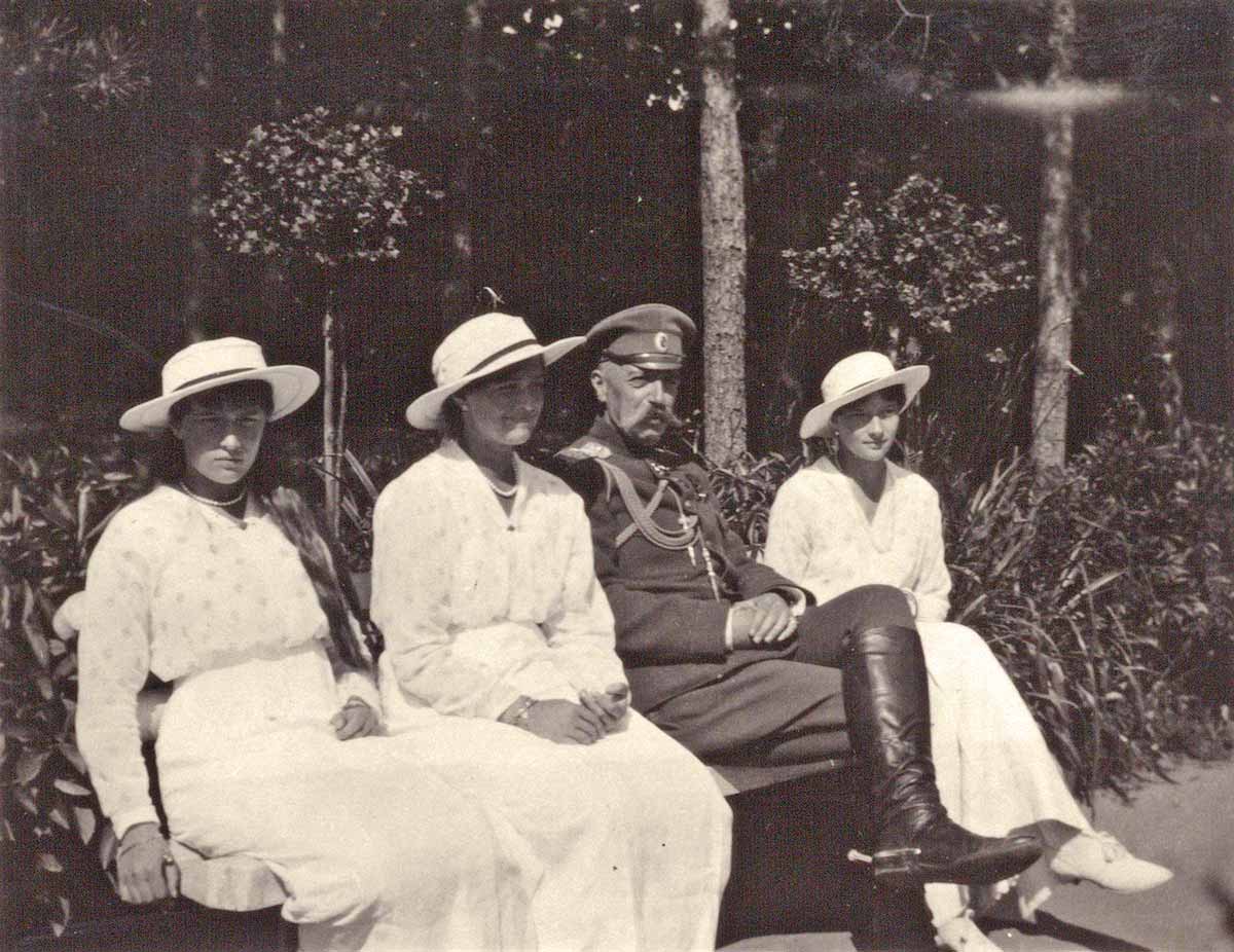 members romanov family 1916 imperialism wwi