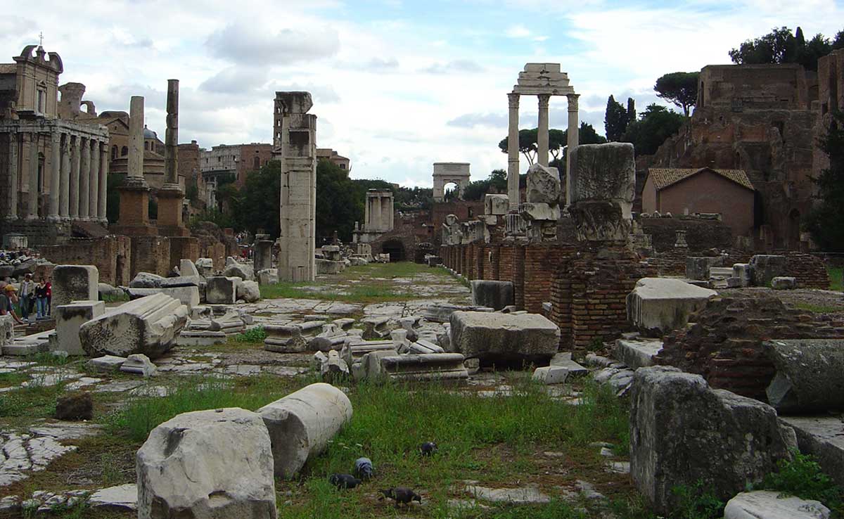 ruins roman forum