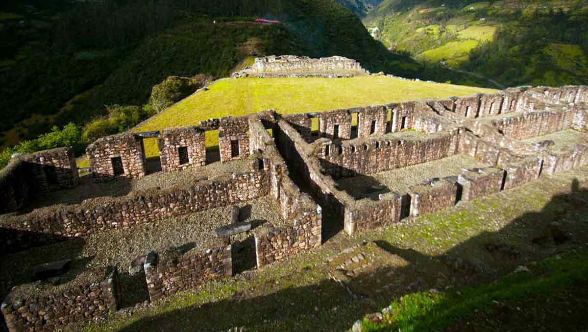 ruins vilcabamba lost inca city