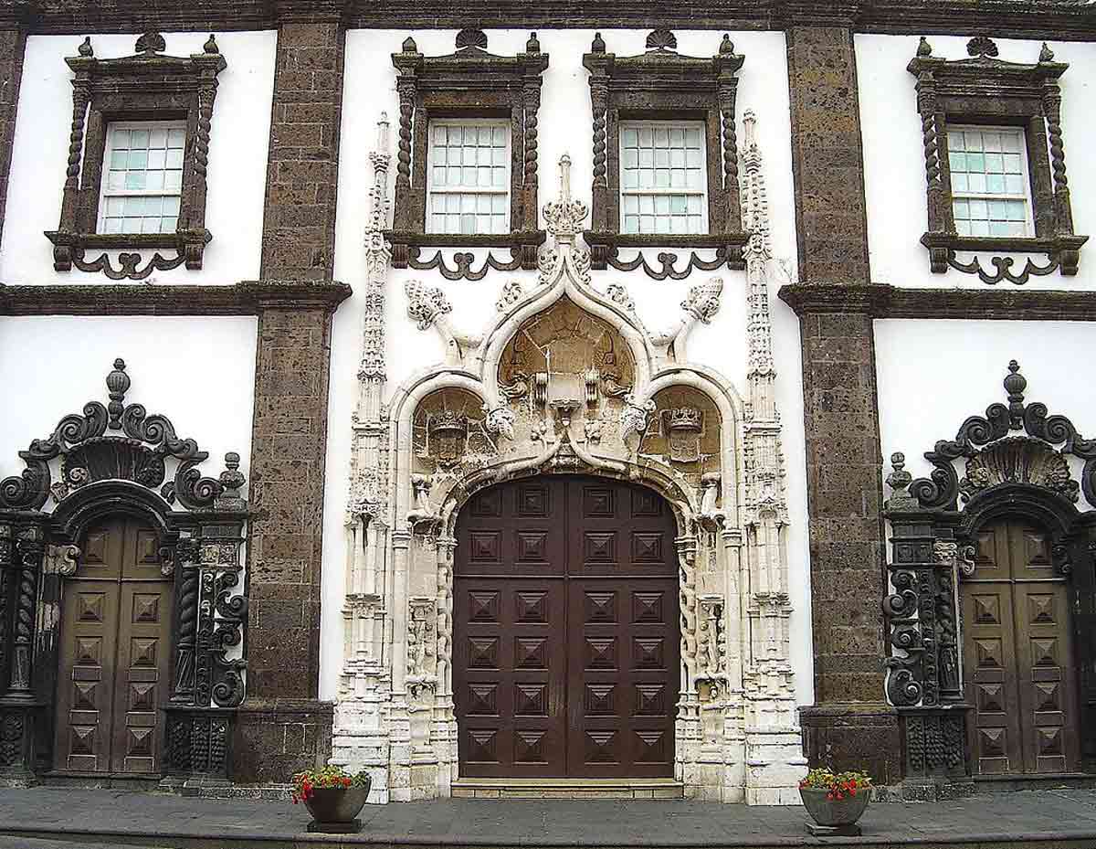sao sebastião manuline church