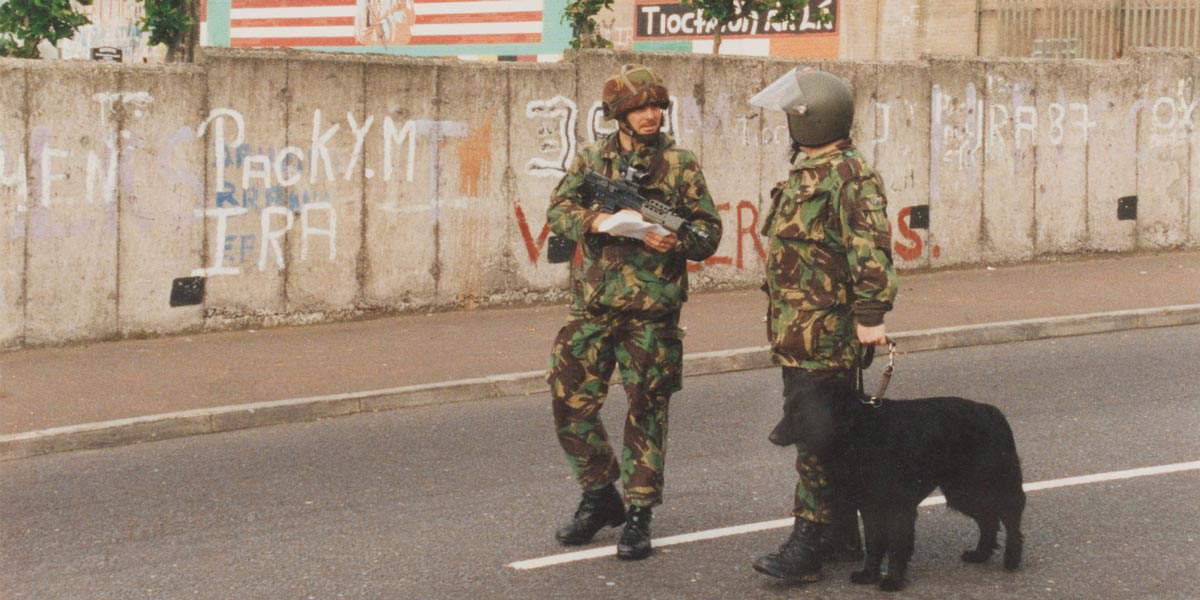 soldiers troubles dog