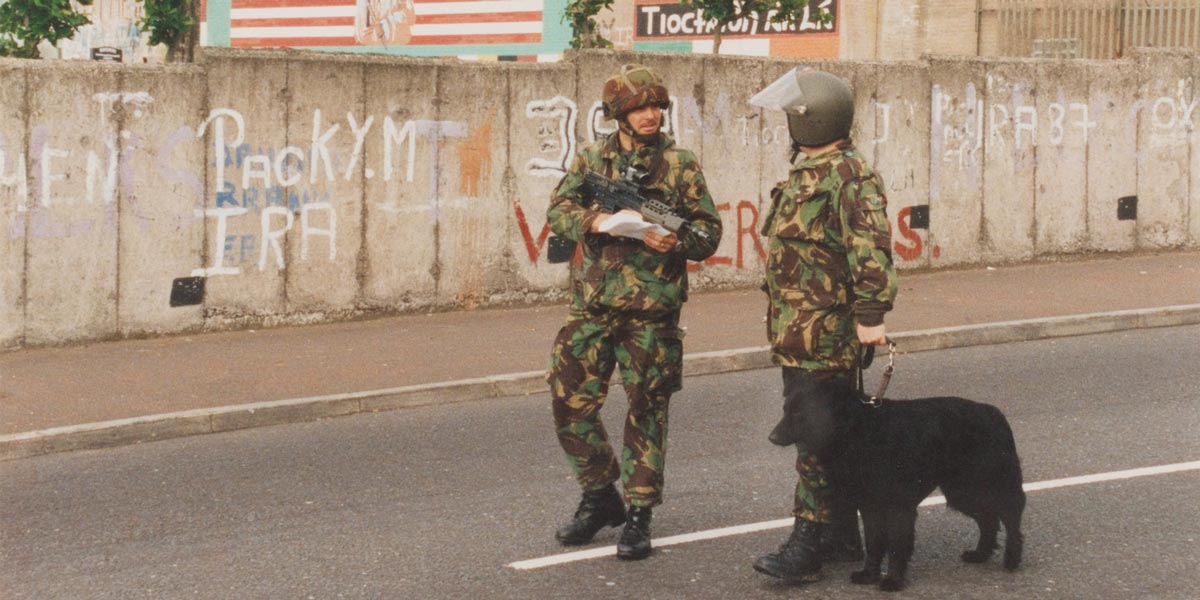 soldiers troubles dog
