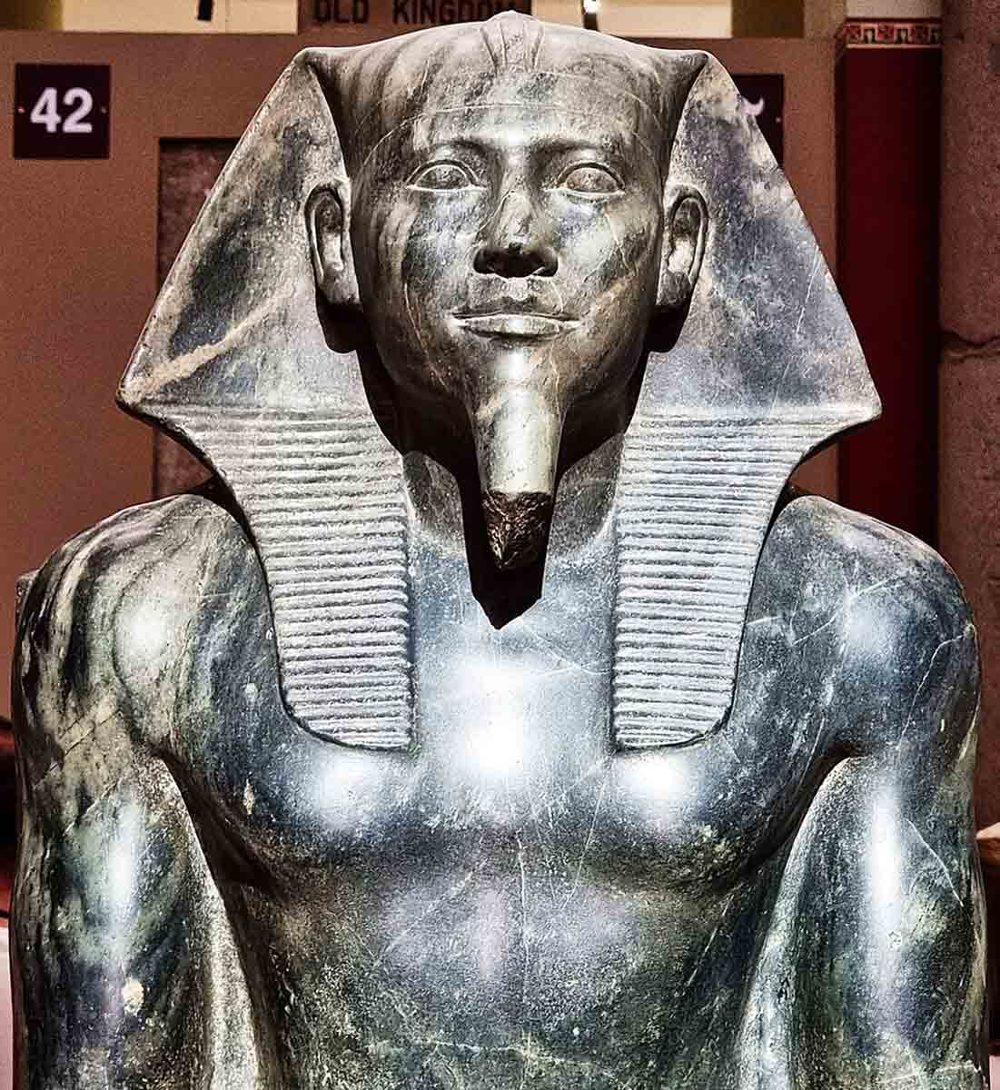 statue khafra valley temple giza egyptian museum cairo great sphinx