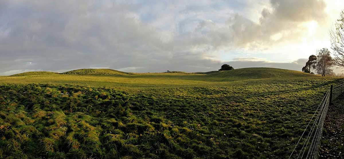 sutton hoo burial mounds