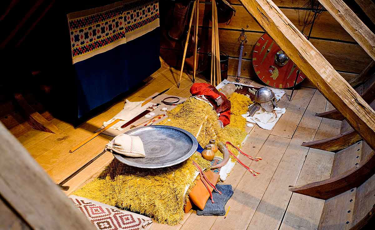 sutton hoo burial reconstruction