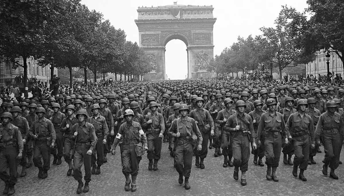 us army marching paris
