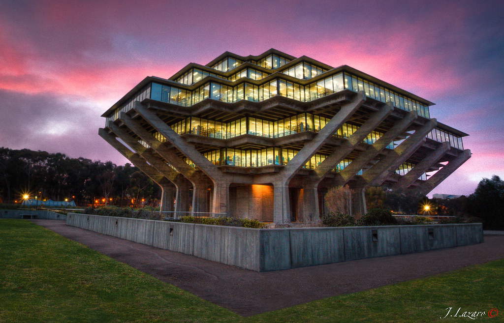 Geisel Library, University of California, San Diego. Source: Flickr