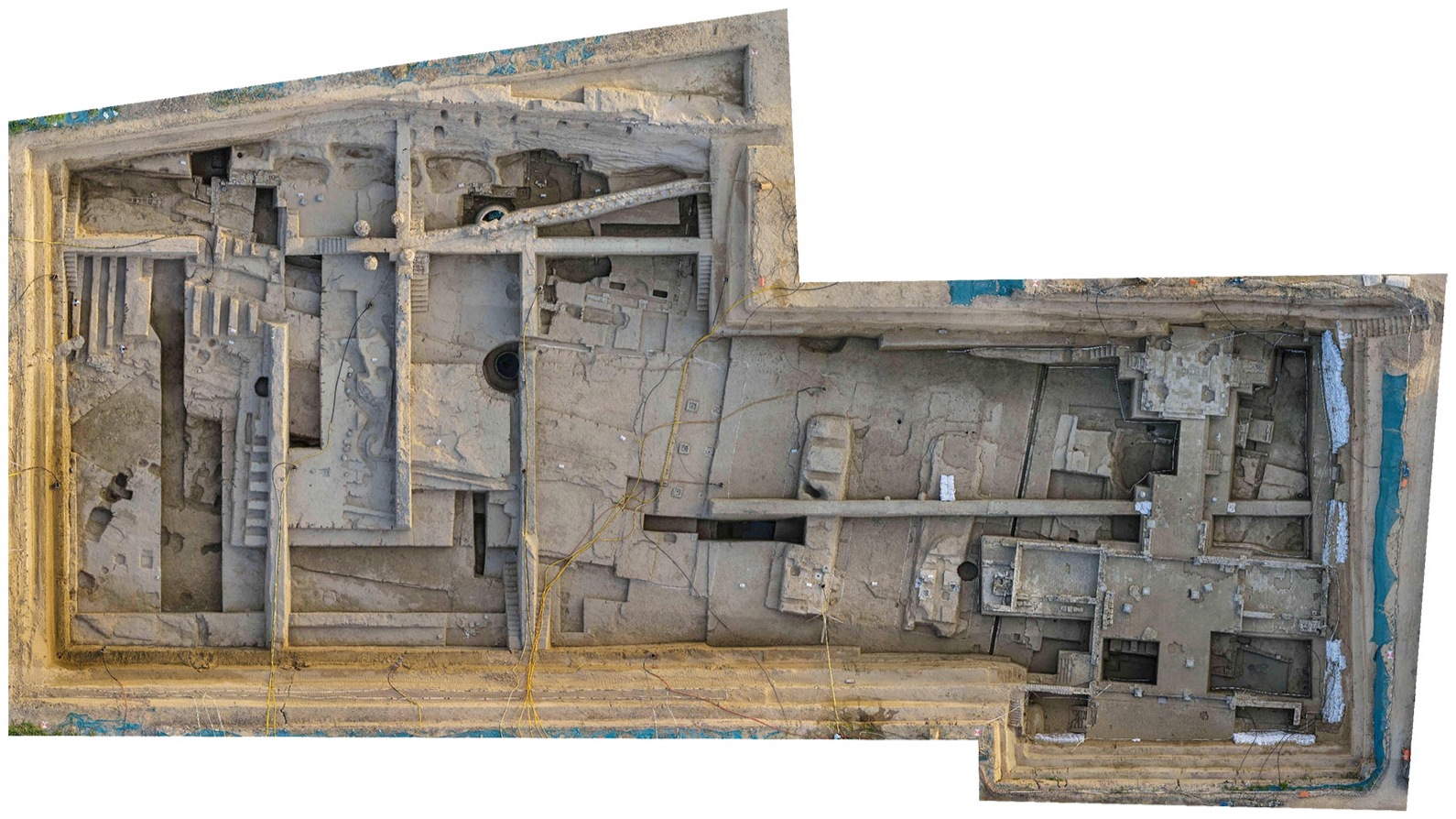 An aerial view of Jinglong Gate ruins in Kaifeng. Source: China Daily