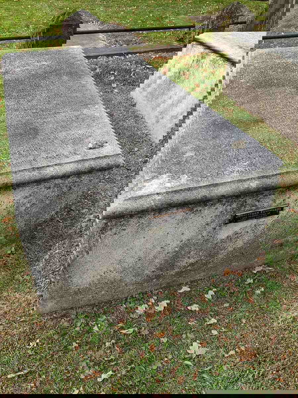 Jonathan Edwards Grave
