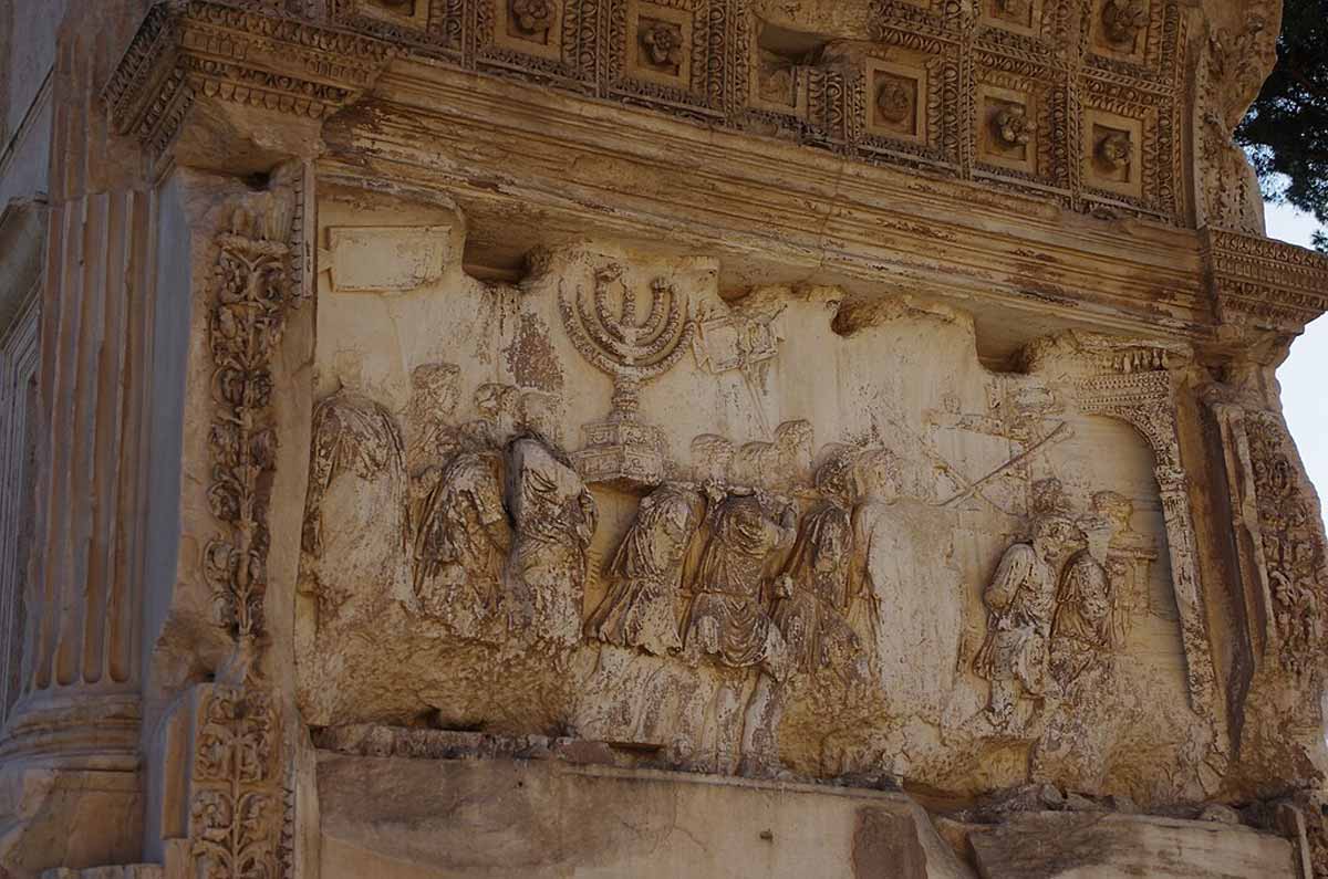 arch of titus reflief menorah