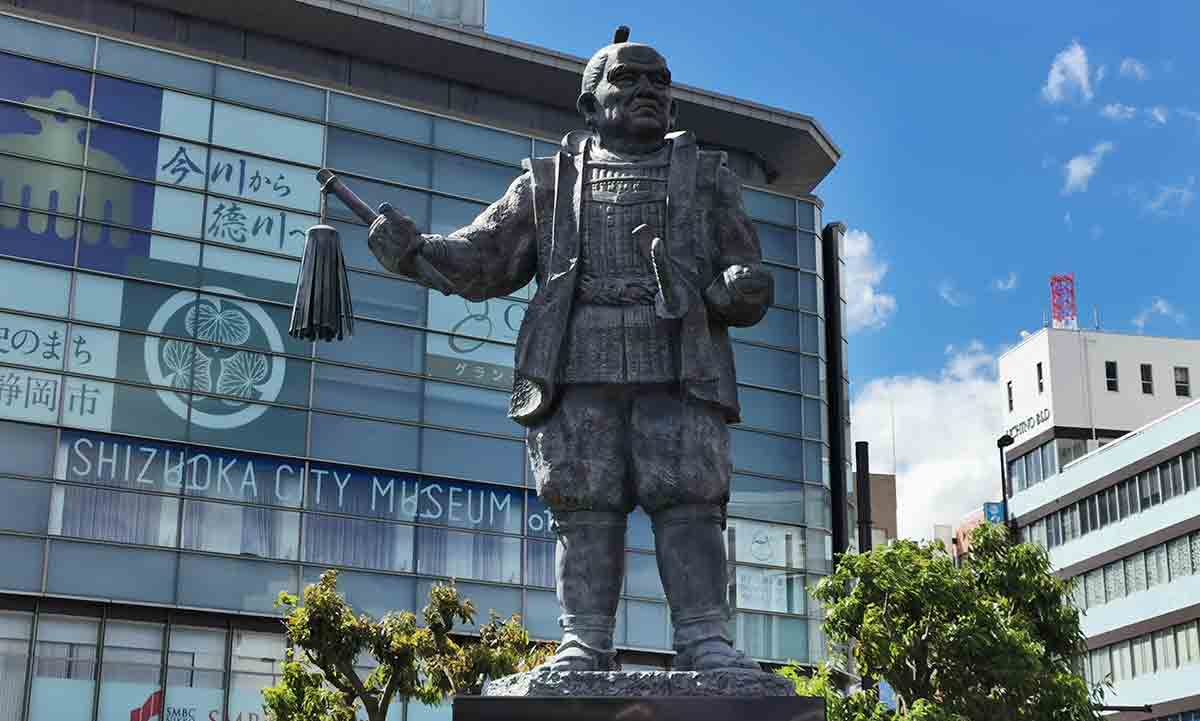 ieyasu tokugawa statue