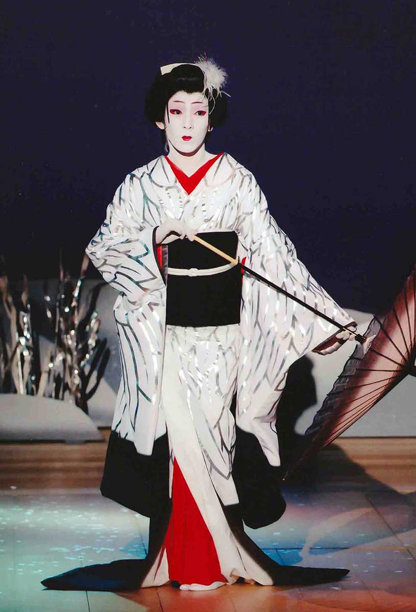 kabuki onnagata performer