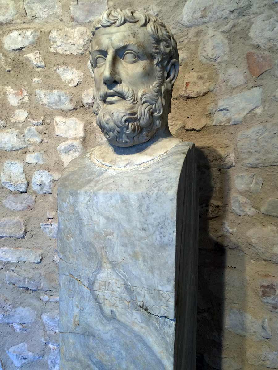 parmenides philosophy statue