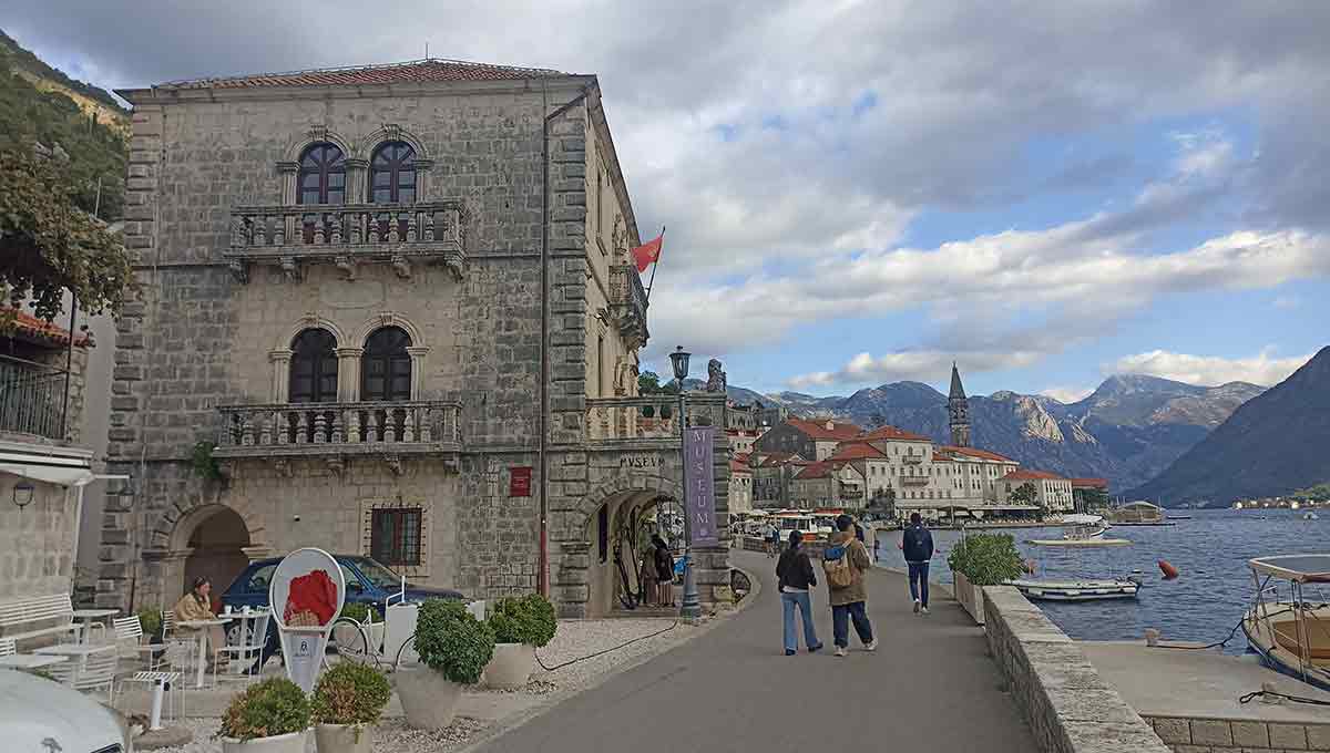 perast museum bujovic palace