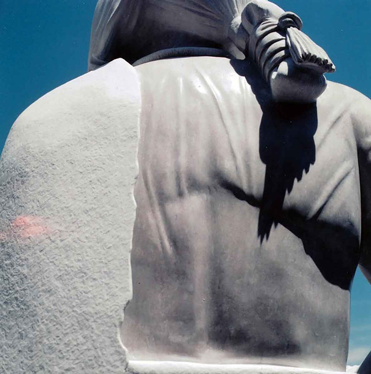 popay statue scars