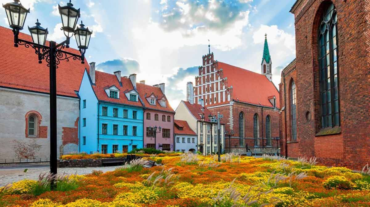 riga old town