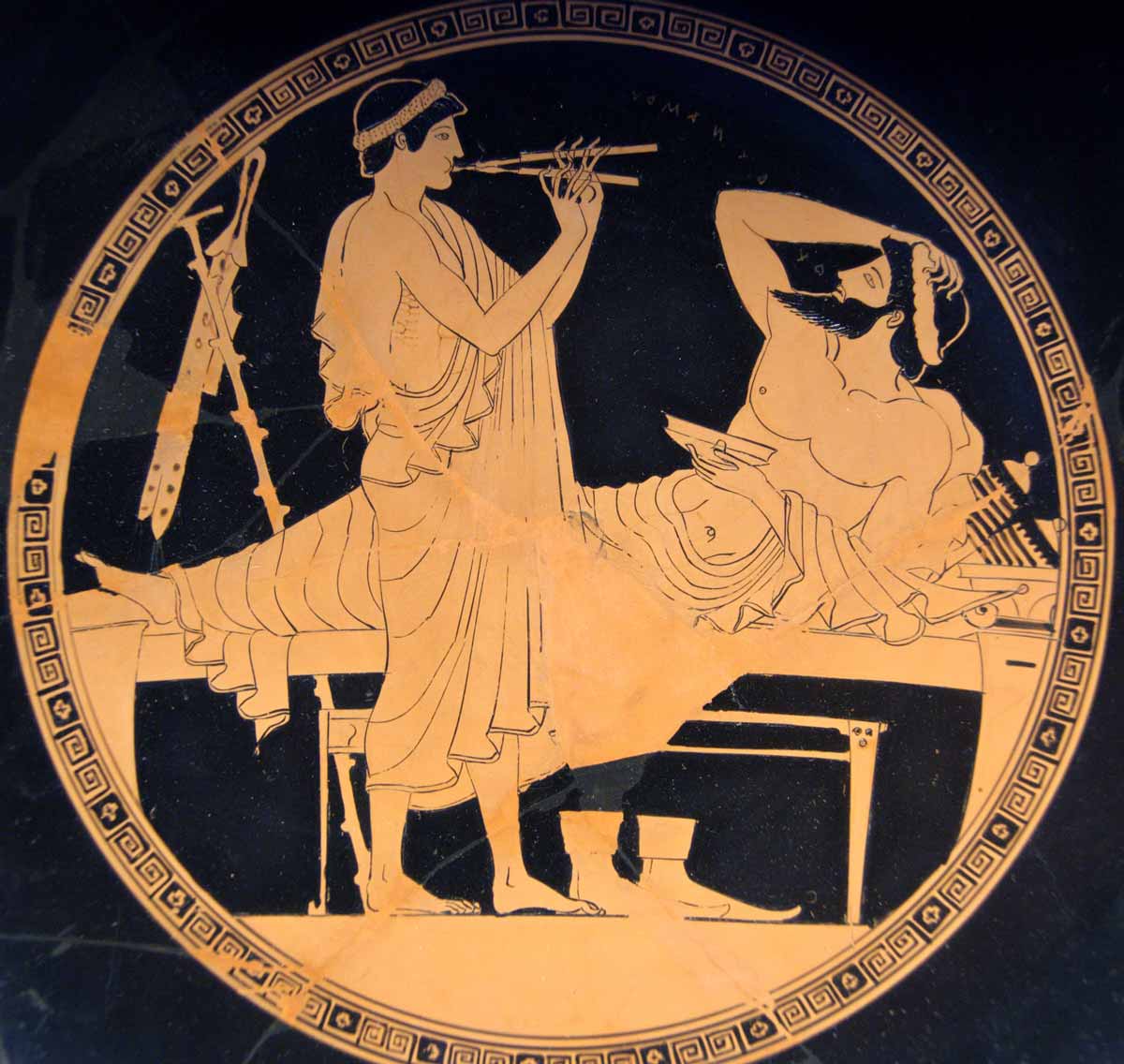 symposium amphora