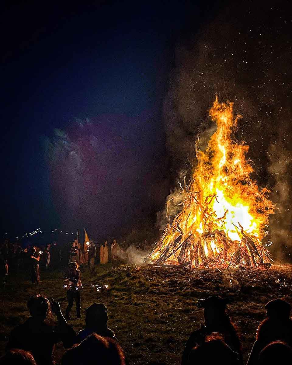 2022 Uisneach bonfire