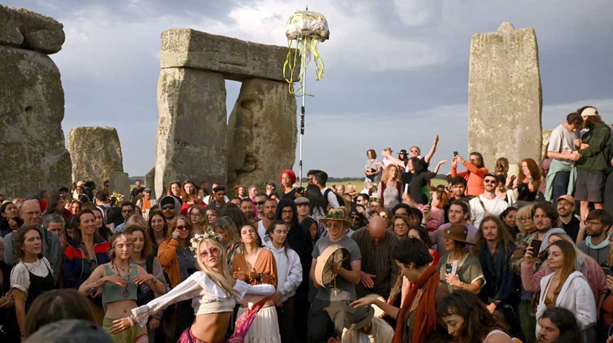 Stonehenge summer solstice