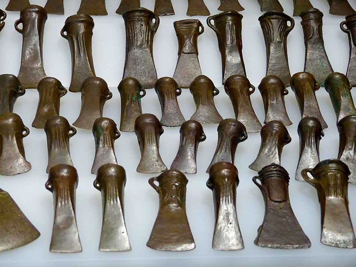 bronze age tools