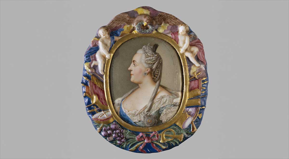 famous women collectors catherine great medallion profile