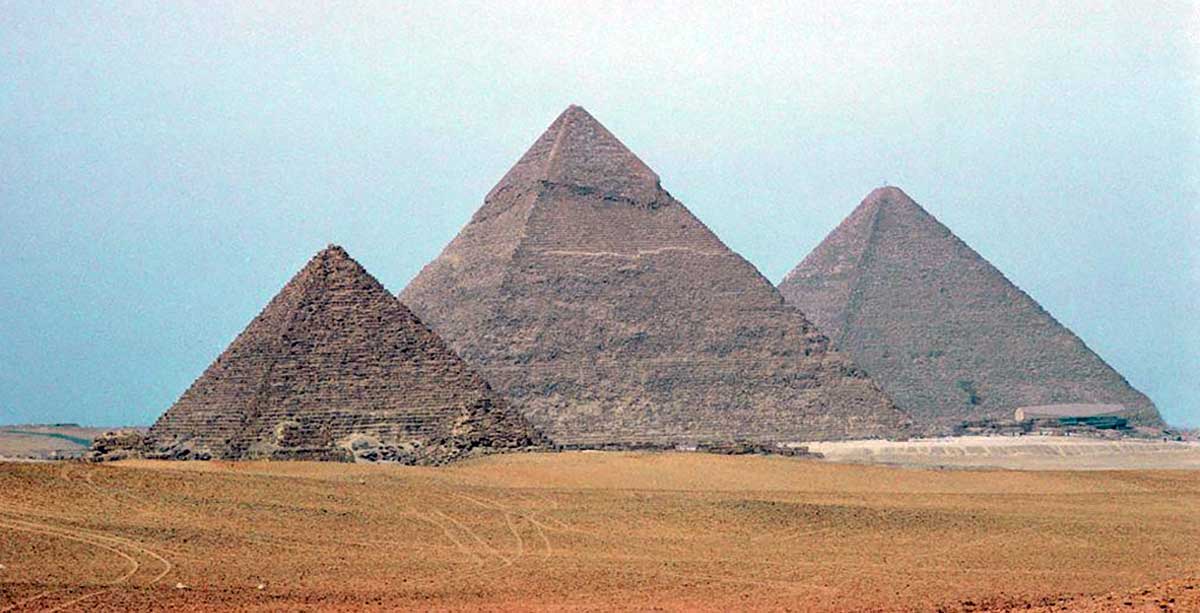 giza pyramids old kingdom