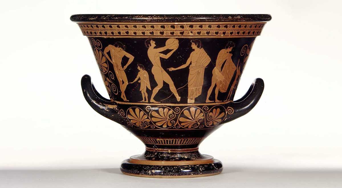 gymnasium krater