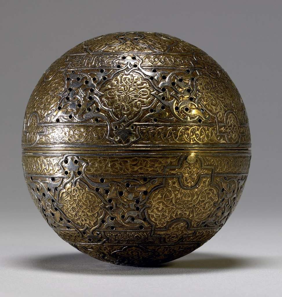 incense burner or handwarmer zain ad din 15th century