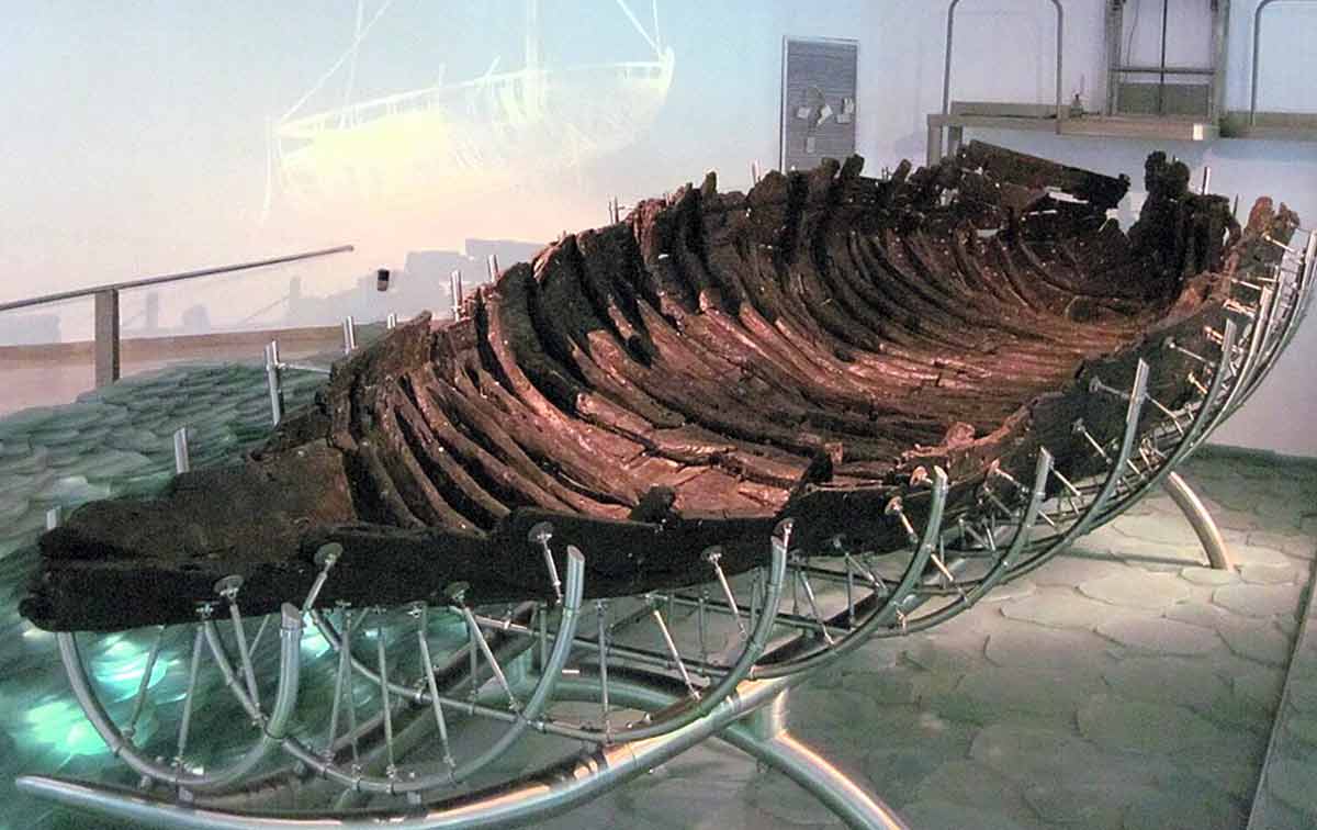 jesus boat image