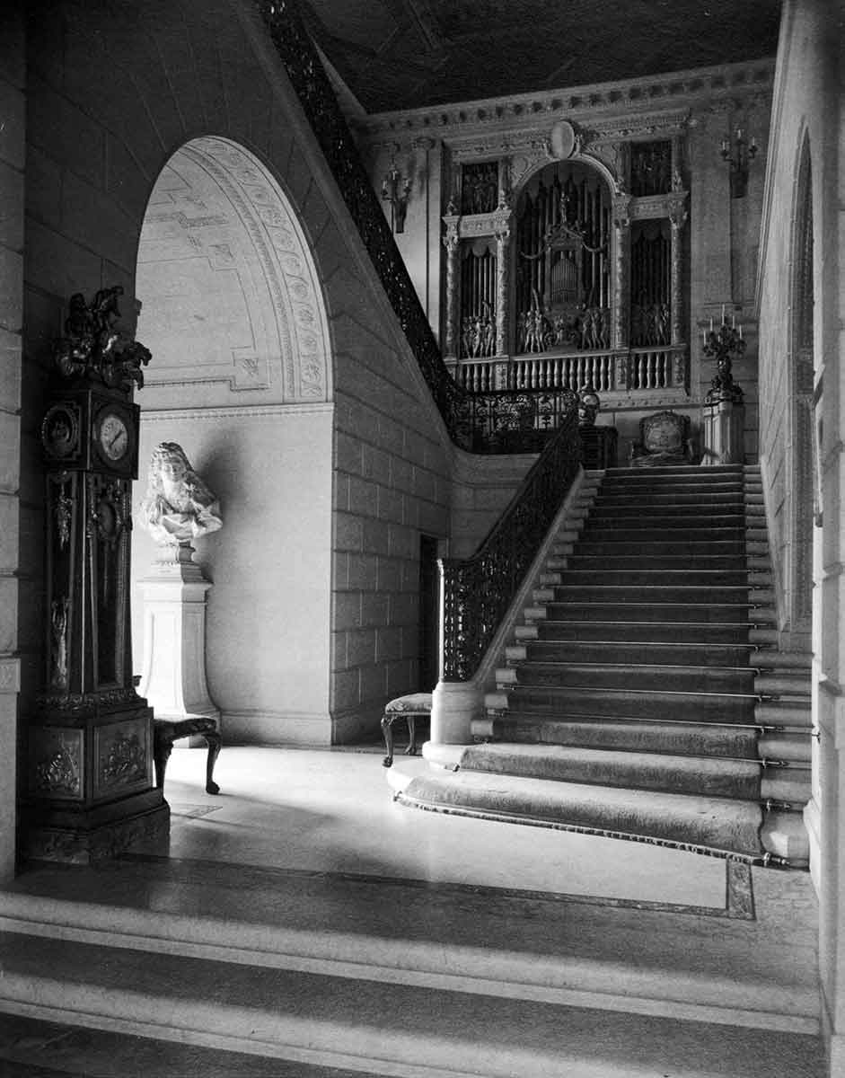 main entrance frick collection stair