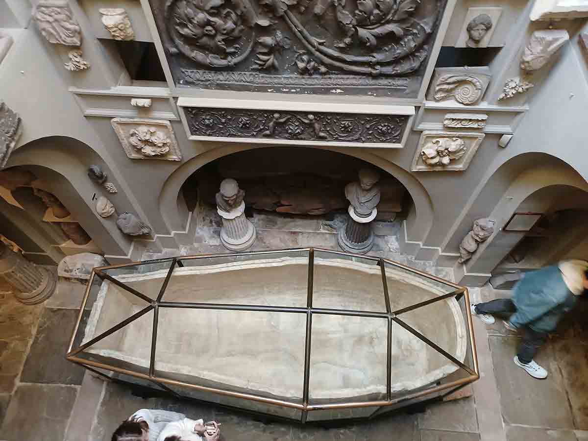sarcophagus seti i soane museum uk