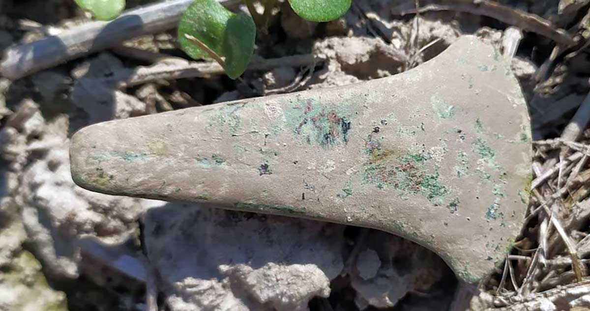 trypillia copper axe
