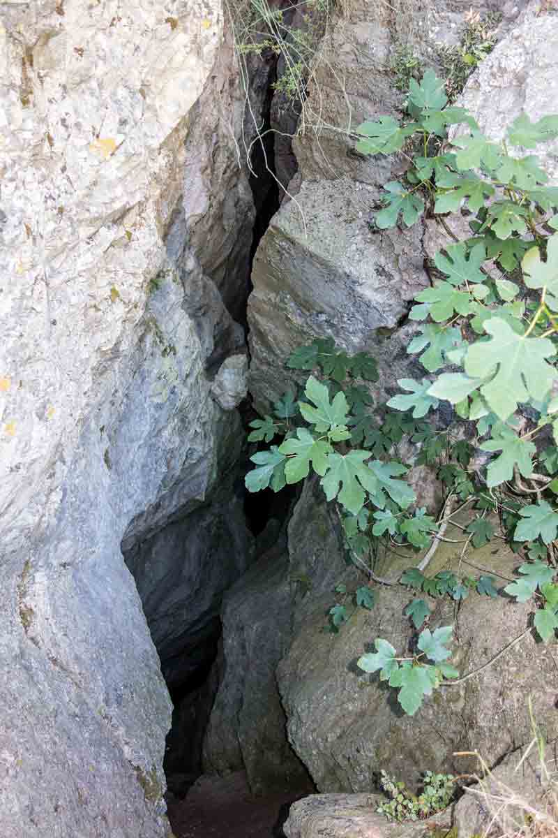Kaiadas cave greece