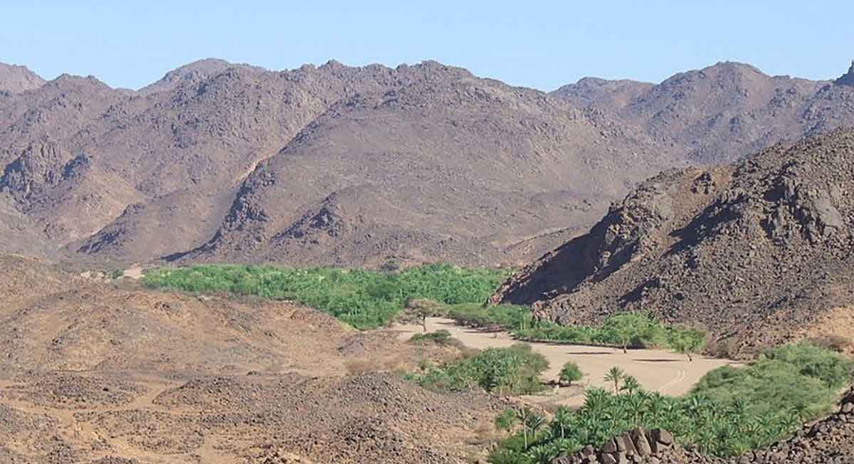 air mountains valley romans in africa
