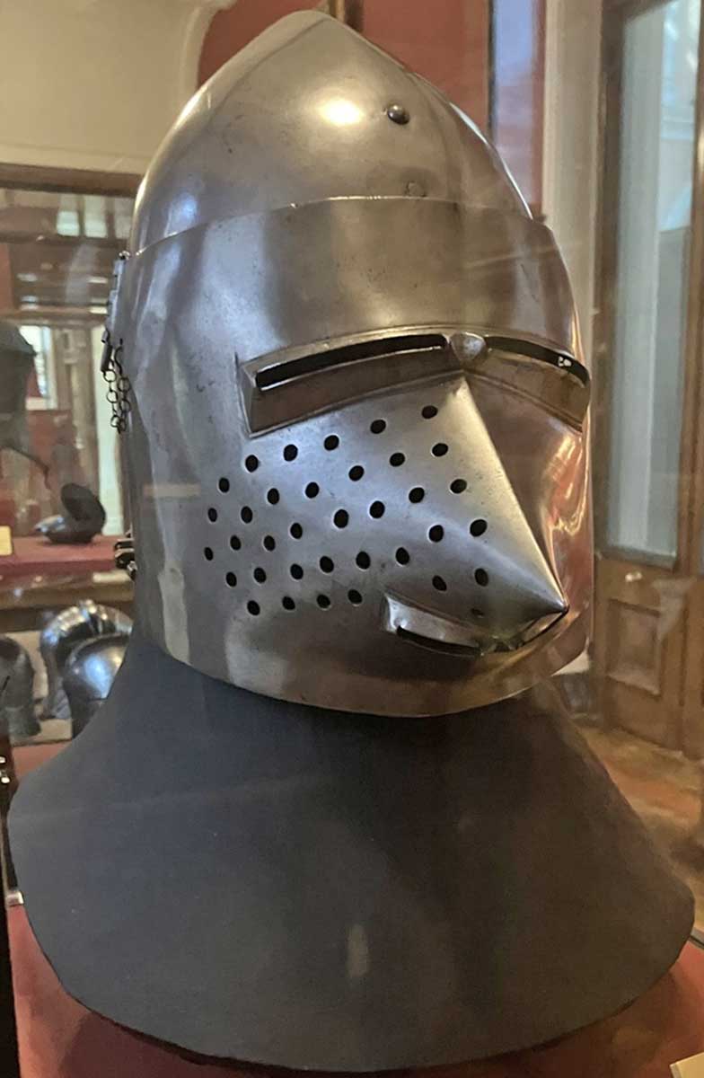 bascinet a69 medieval helmet