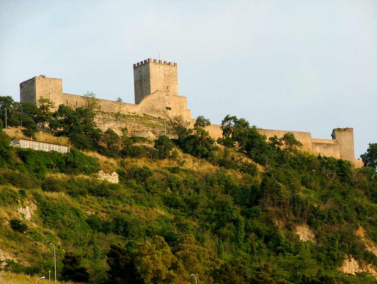 castello di lombardia enna italy