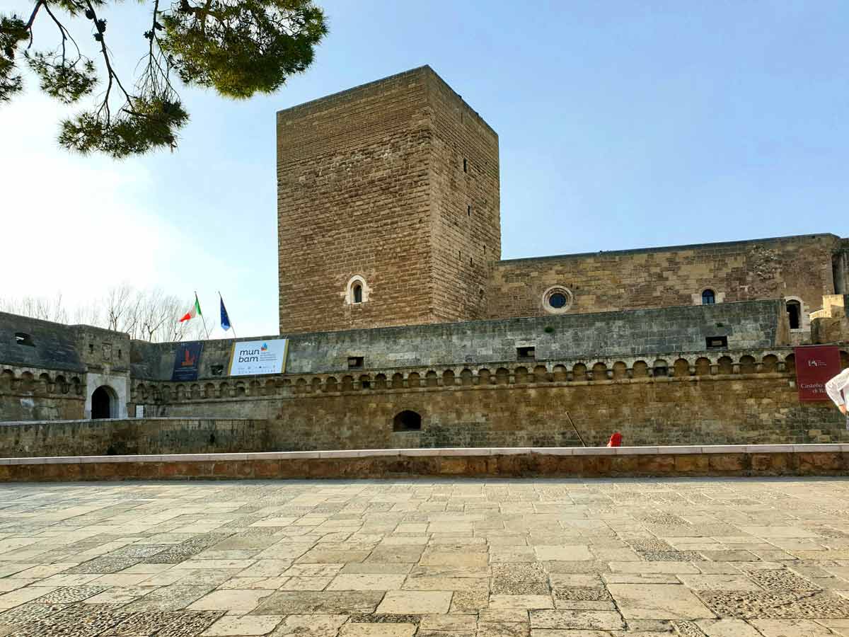 castello normanno svevo medieval castles italy