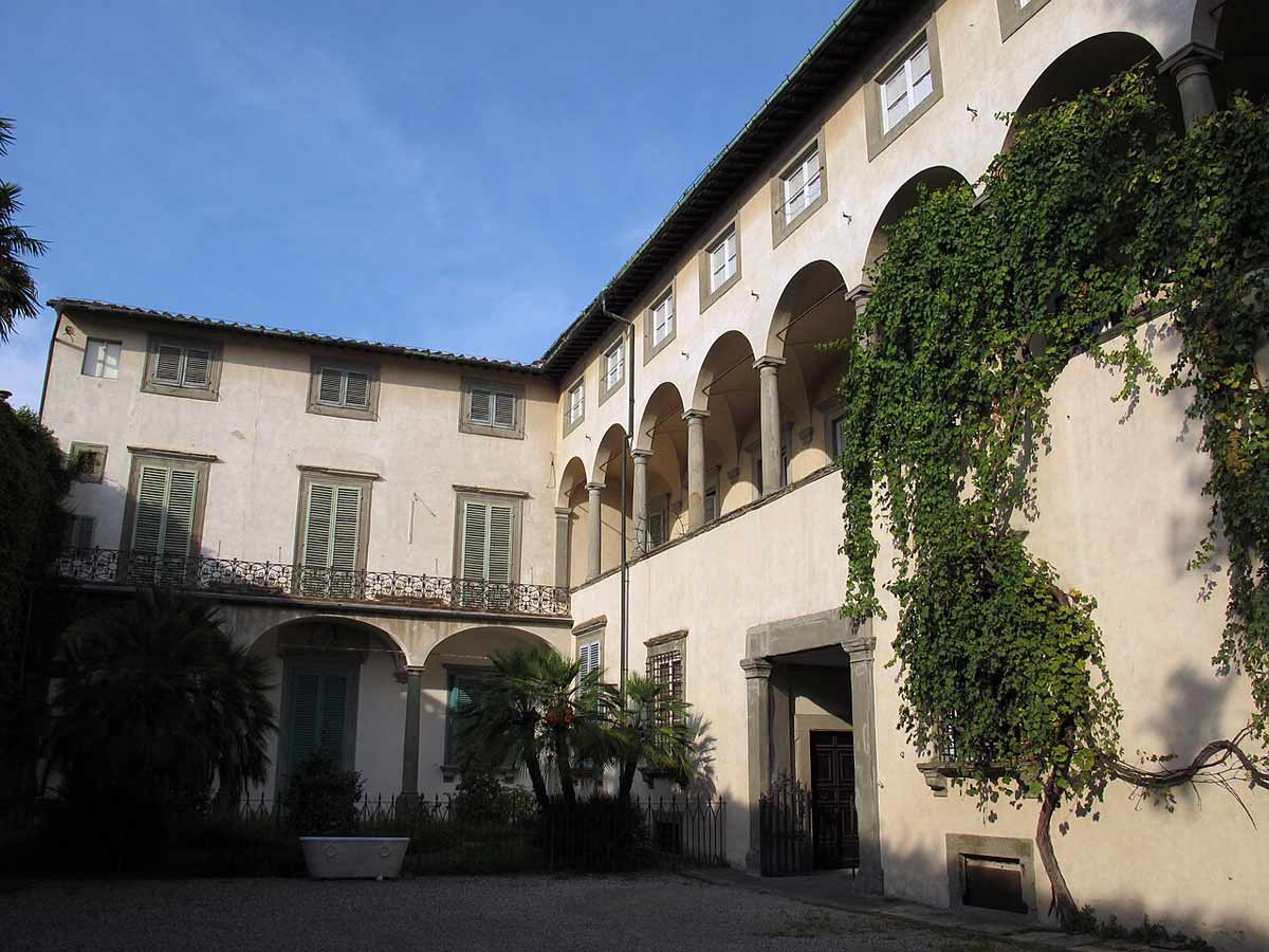 courtyard palazzo mansi small museum