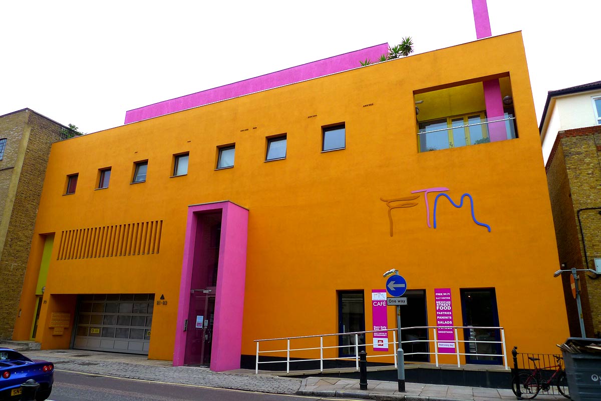 facade fashion textile museum london