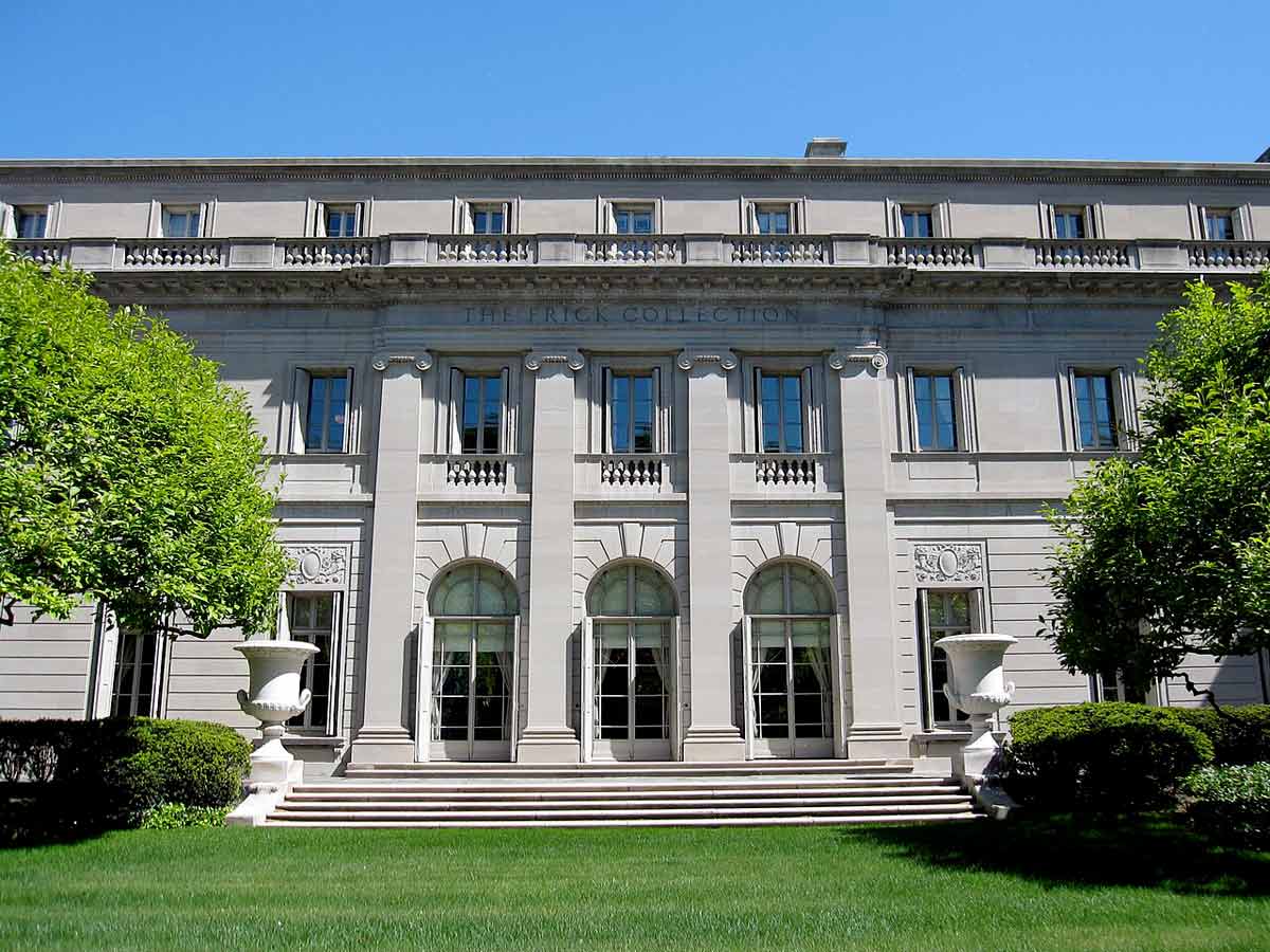 frick collection small museum exterior