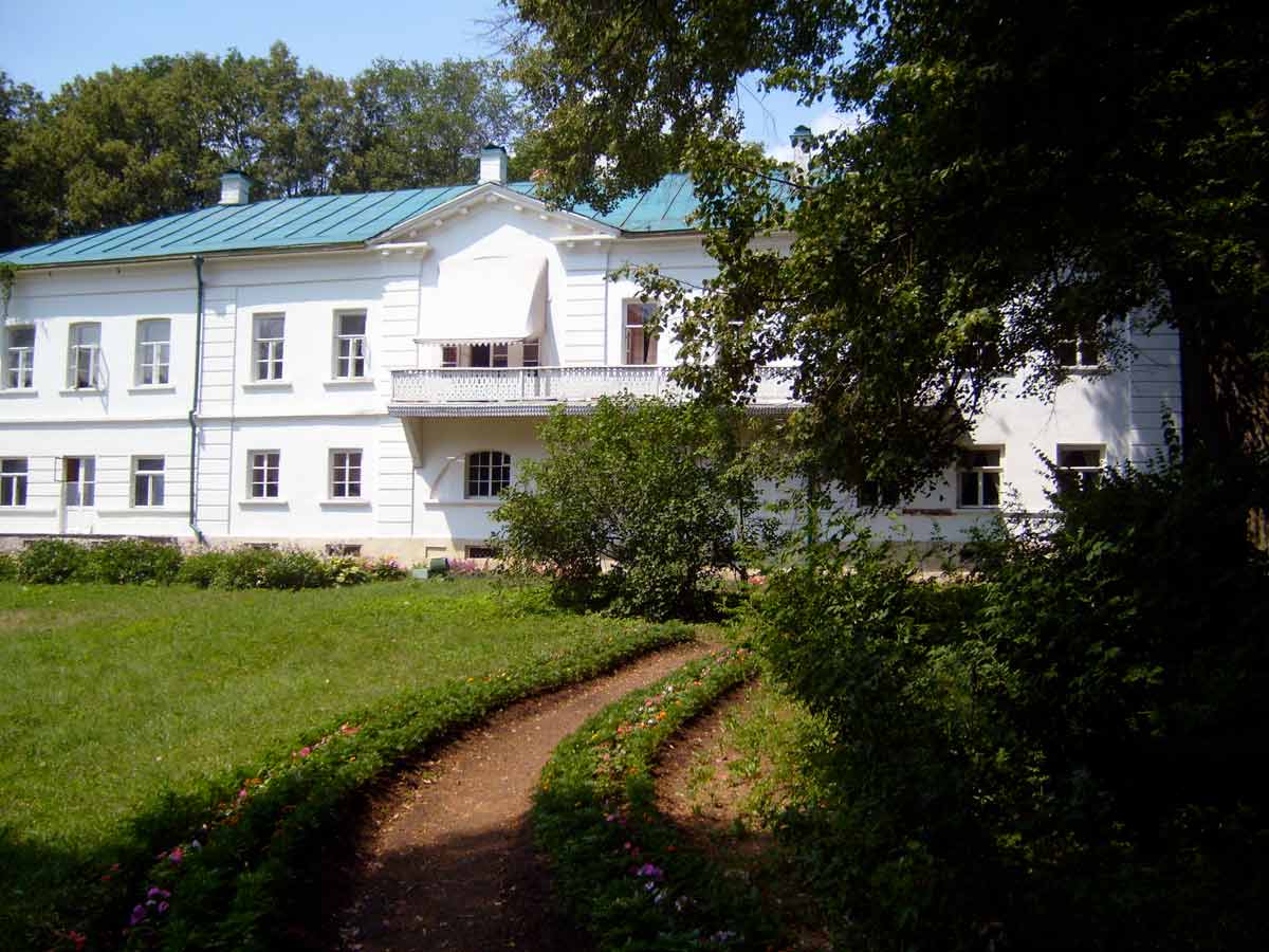frontage leo tolstoy estate museum dedicated author