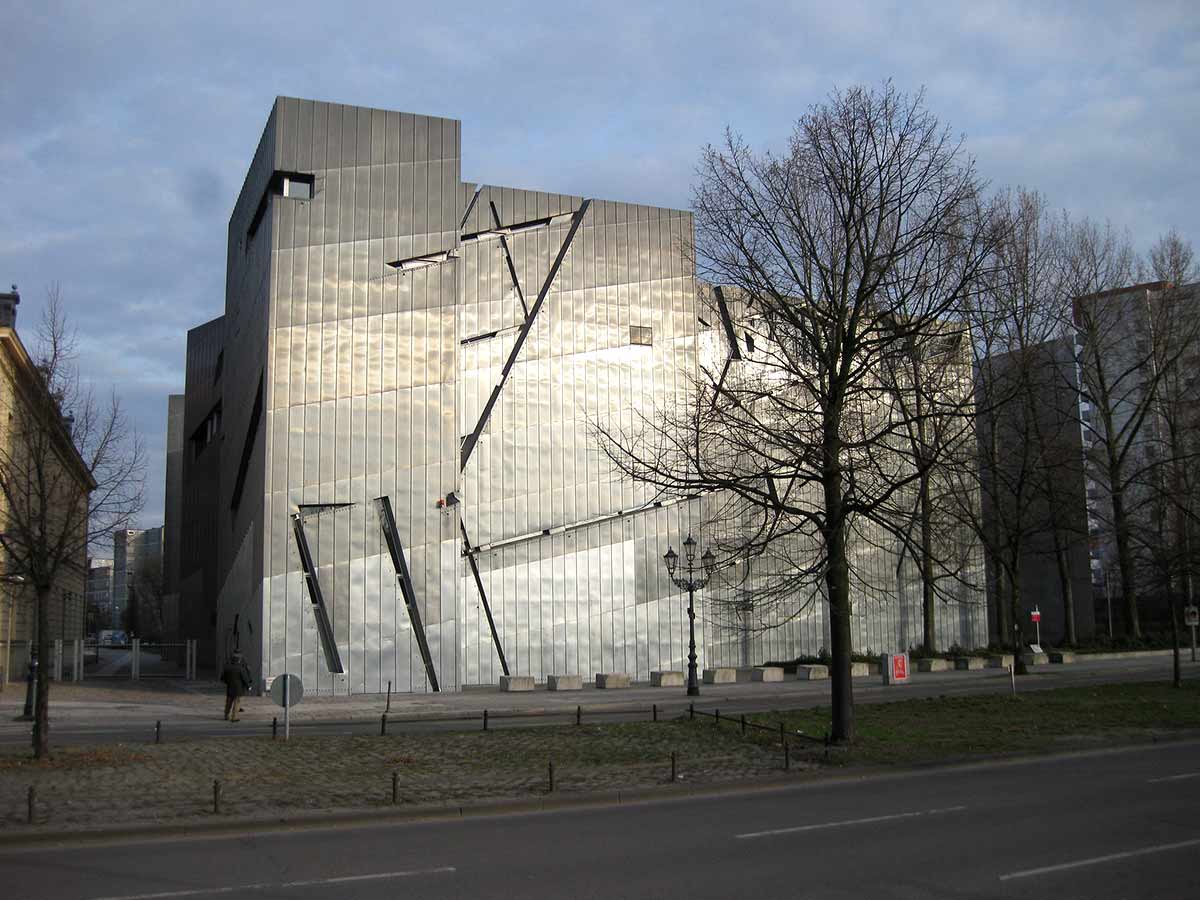 jewish museum berlin facade