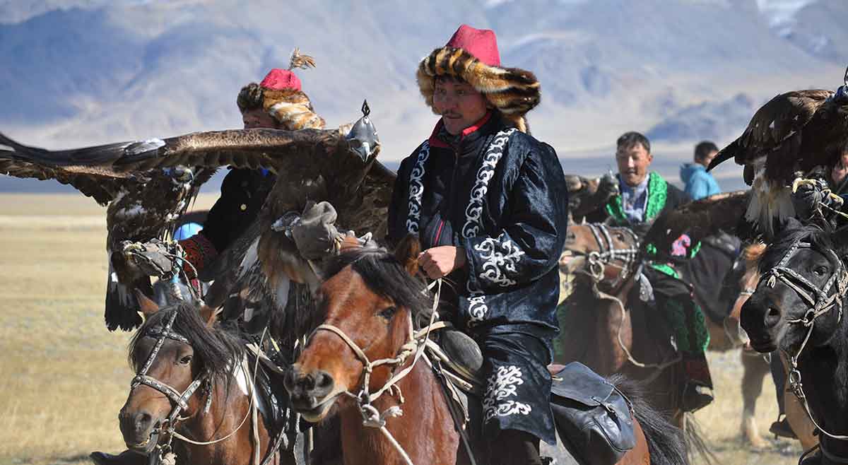 kazakh eagle hunters