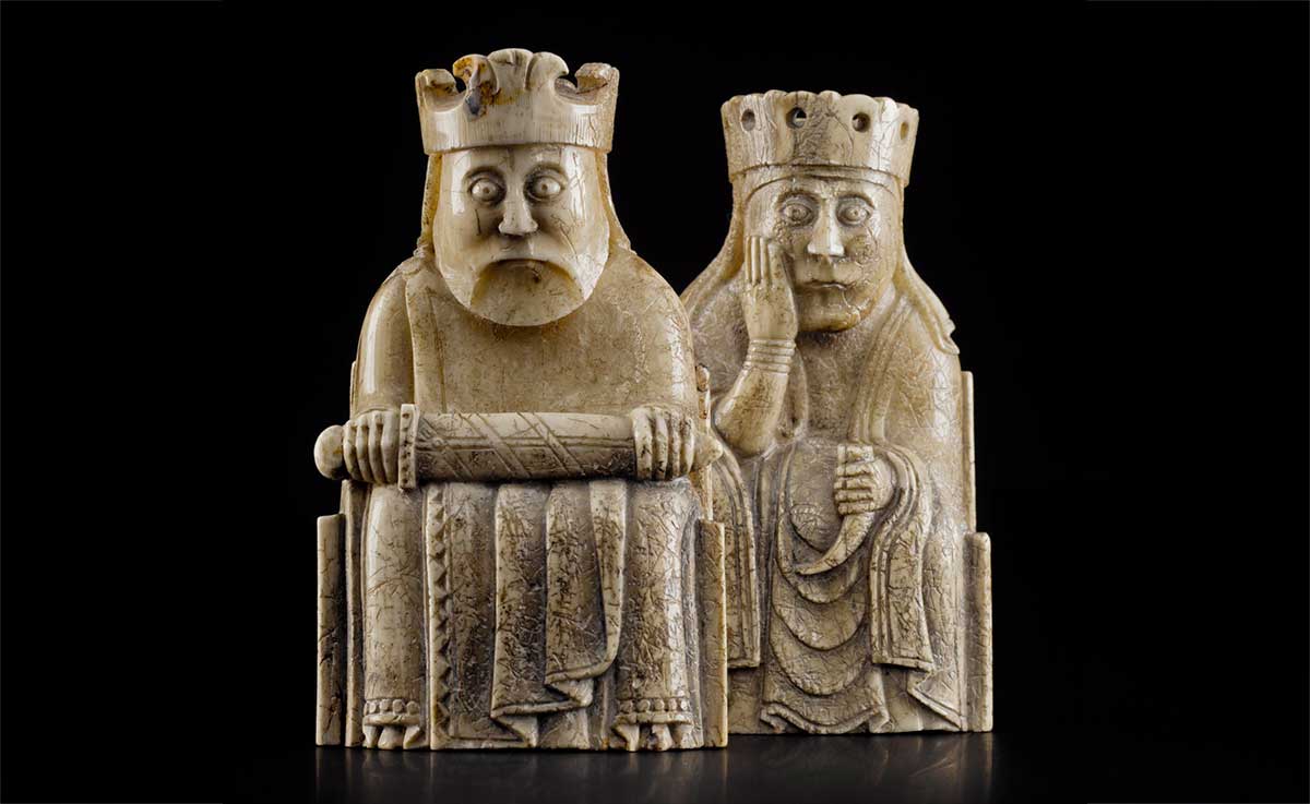 king and queen lewis chessmen
