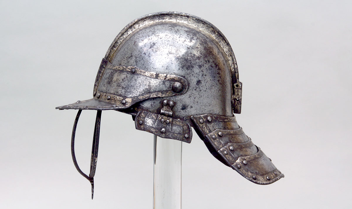 lobster pot helmet