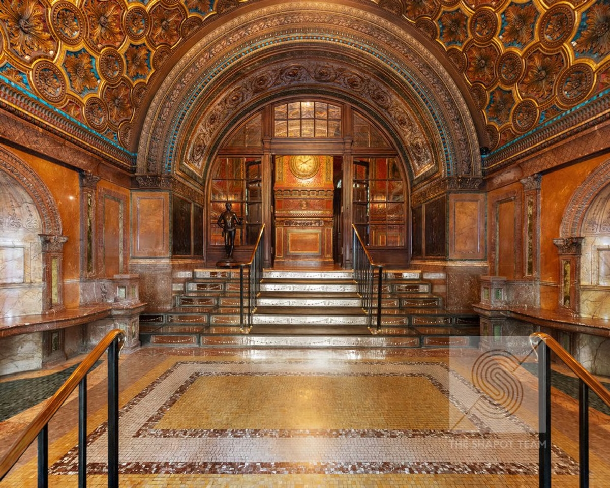 Entrance to Osborne Apartments, New York. Source: Osborne Apartments NY