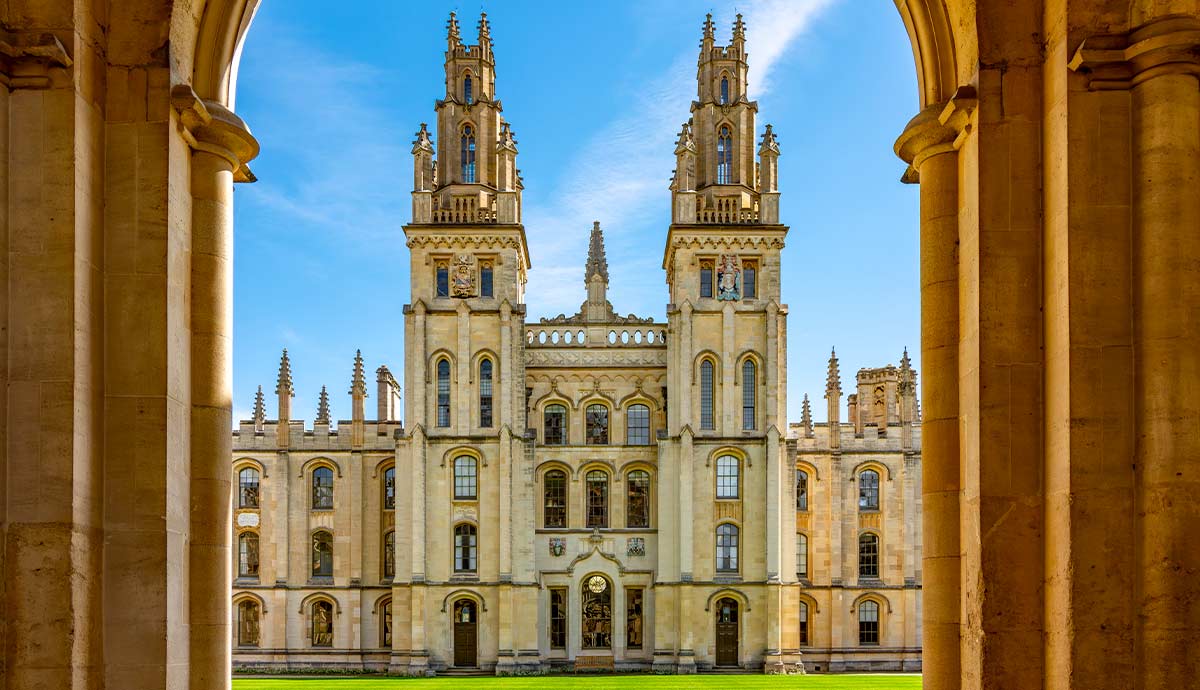 10 Must-Visit Places in Oxford That Reflect 1,000 Years of Architecture