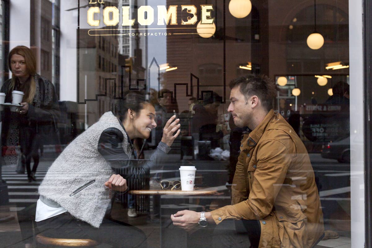 photo woman on a date
