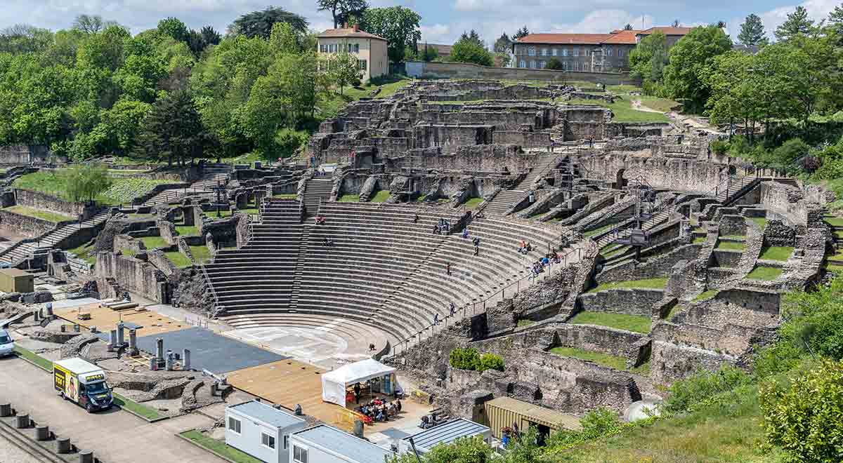 roman theatre lugdunum