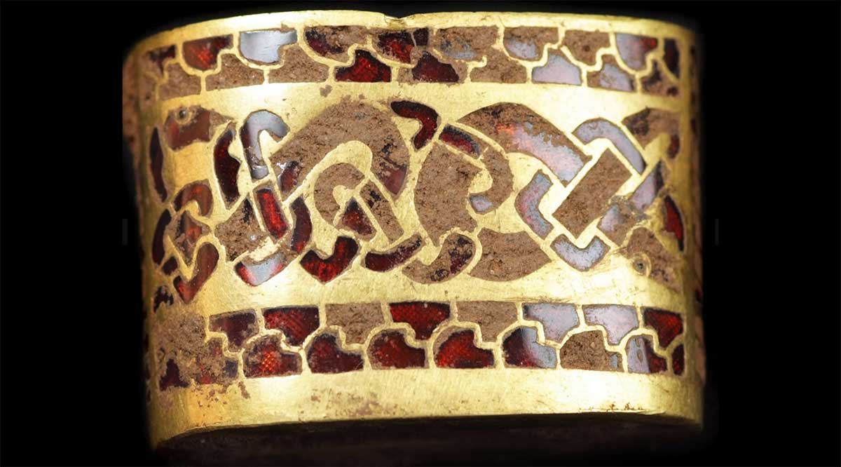 staffordshire hoard treasure